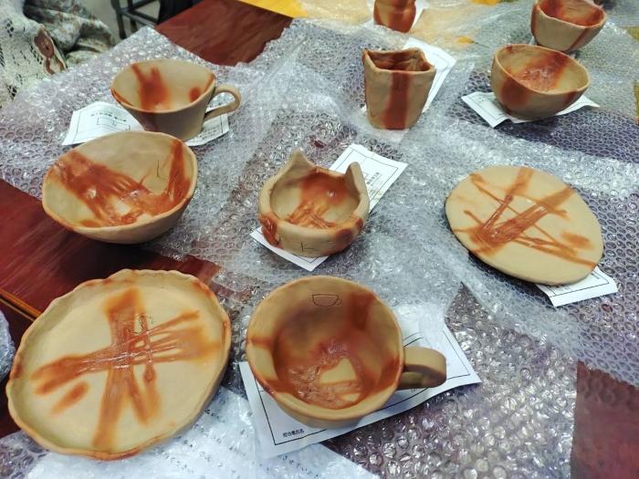 特別活動で制作した備前焼が完成しました！