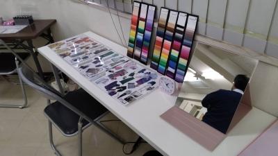 色彩心理・カラー診断に関する特別授業をおこないました！