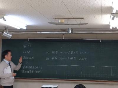 キャンパス長が、簿記の講座をおこなっています！