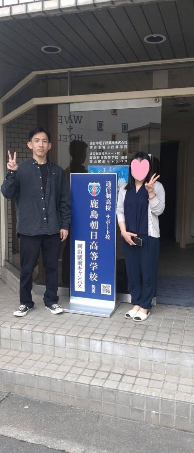 卒業生が、キャンパスに遊びに来てくれました！