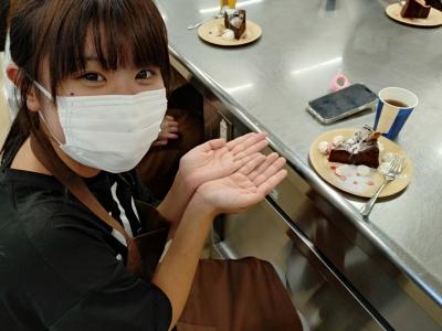 パティシエの授業体験をおこないました!