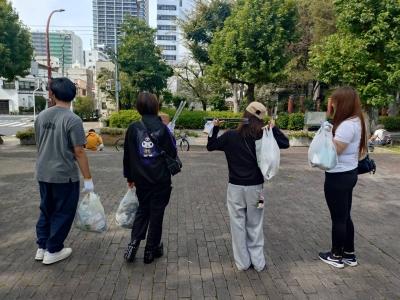 西川緑道公園沿いで清掃活動をおこない、ランチ会を開催しました!